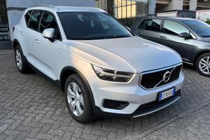 Volvo XC40 T2 Geartronic Momentum
