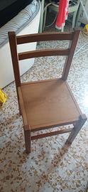 4 SEDIE IN LEGNO