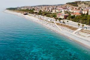 Casa a pochi passi dal mare a guardavalle 4 posti