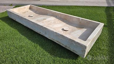 Lavabo massiccio in Pietra Naturale