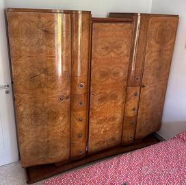 Armadio in stile Art Deco