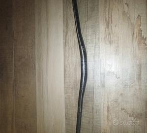 Manubrio in carbonio Raceface sixc