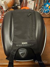 Borsa GIVI serbatoio Ducati