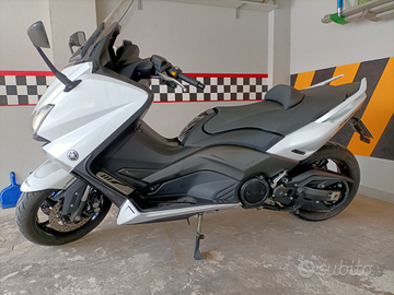 Yamaha T Max 530 - 2016
