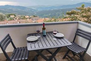 Bilocale luminoso vista panoramica