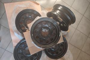 Kit 5 Cerchi in Ferro Suzuki 15" 