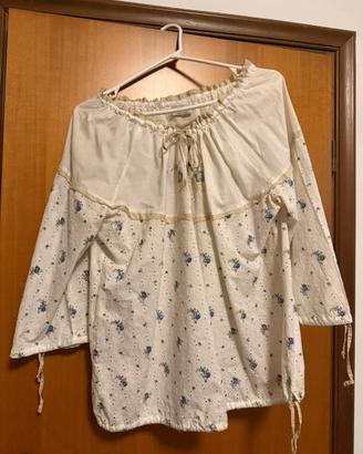 Camicetta bianco panna con fiori blu