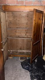 Armadio in legno