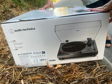 giradischi DJ professionale a trazione diretta