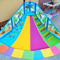 Vulcano Playground con Arrampicata e Scivolata