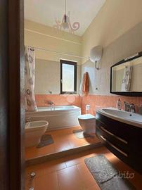 3 LOCALI A FRATTAMINORE