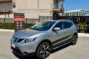 NISSAN Qashqai 1.6 dCi 4WD N-Connecta