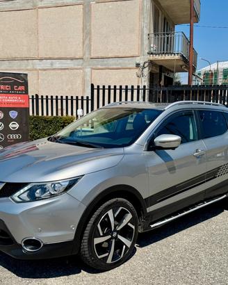 NISSAN Qashqai 1.6 dCi 4WD N-Connecta