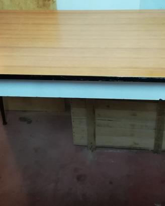 Tavolo cucina Salvarani anni '70