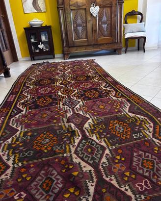 Tappeto kilim antico perfettamente conservato