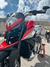 MV AGUSTA RIVALE 800 2015