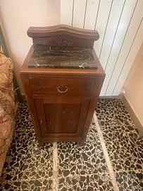 Coppia di comodini + cassettiera legno e marmo