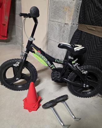 Bicicletta bambini + rotelle + coni