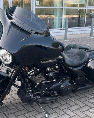 Street Glide total Black