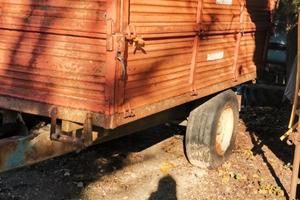 Varia attrezzatura agricola usata