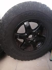 Pneumatici 285/70 R17