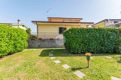 BIFAMILIARE A GUIDONIA MONTECELIO