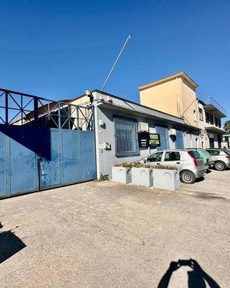 Immobile di 2000 m² con 2 locali a Canicattì