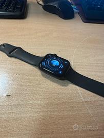 Apple Watch SE seconda generazione 44 mm