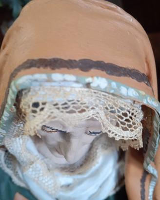 Antica Campana con Madonna