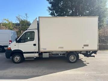 Renault master propultion