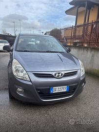 Hyundai 20