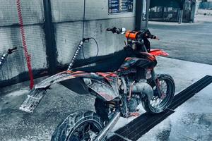 ktm 125