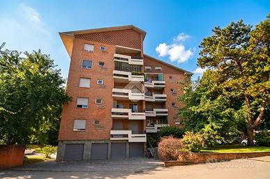 5 LOCALI A IVREA