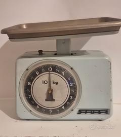 bilancia antica anni 60 Stube