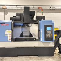 Centro di lavoro doosan dnm 650 cnc siemens