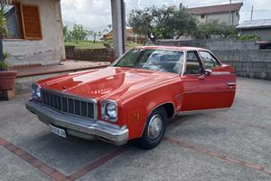 Auto Americana Malibu Clasic 1975