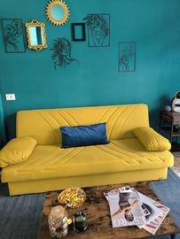 Divano letto a tre posti