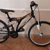  mountain bike 24 pollici Decathlon, ideale p