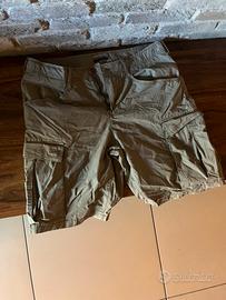 Pantaloni corti Timberland tessuto leggero.