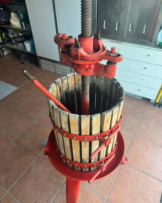 Torchio per uva