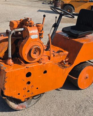 Trattore Rullo MARINI Compattatore 18cv