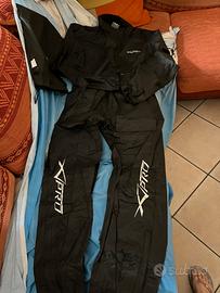 Tuta  moto anti acqua nuova