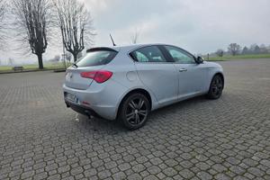 Alfa Romeo  Giulietta  -  2014