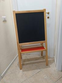 Lavagna in LEGNO IKEA con gesso e pennarelli 