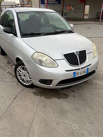 Lancia y prezzo trattabile