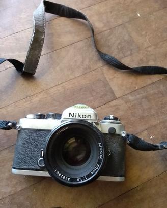 Macchina fotografica vintage Nikon