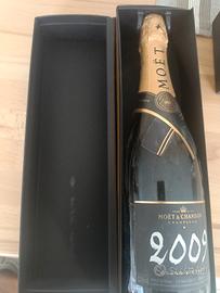 MOET chandon champagne 2009