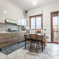 3 locali con box e cantina