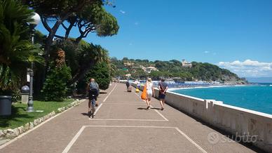 Celle ligure comodo al centro ed al mare