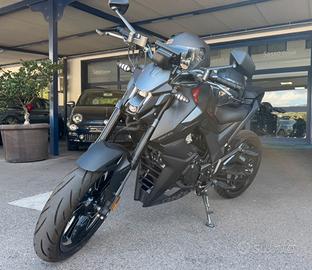 Moto Zontes 125U pari al nuovo